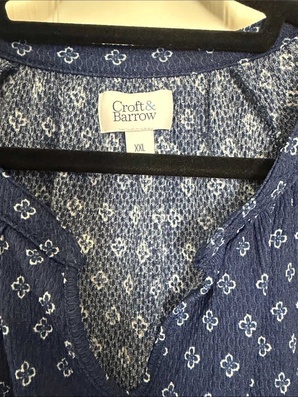 croft & barrow Navy Blue Printed V-Neck Tunic Top - Picture 3 of 5